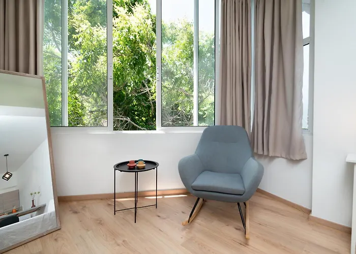 Gravity Downtown Scandi Родос