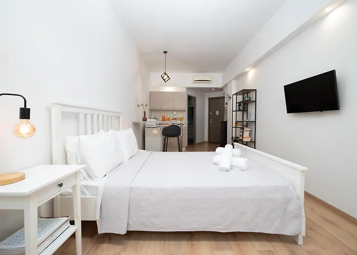 Gravity Downtown Scandi Rhodes City